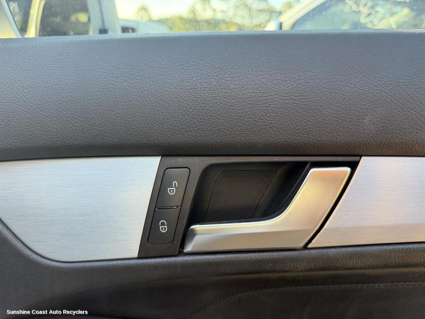 2011-2015 Mercedes C Class Door Trim