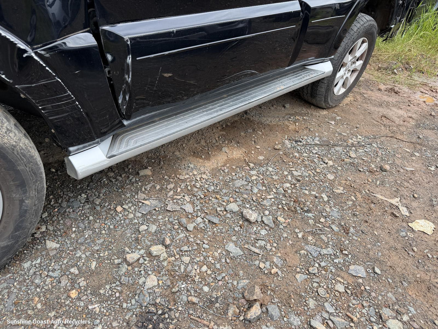 2006-2021 Mitsubishi Pajero Side Step Skirt