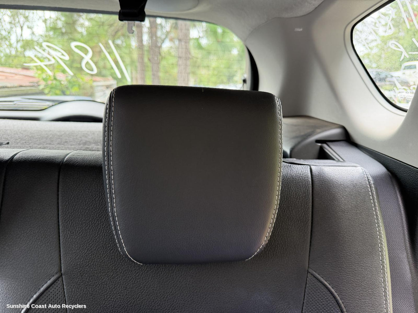 2014 Suzuki S-cross Headrest