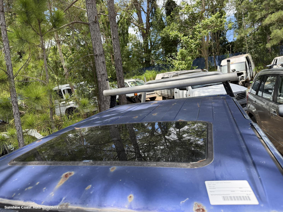 1997-2001 Nissan Navara Roof Glass Sunroof T