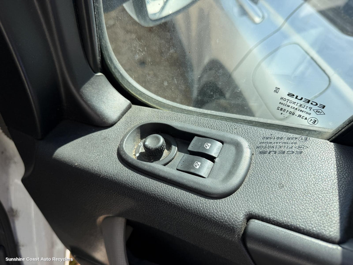 2011-2020 Renault Master Pwr Dr Wind Switch