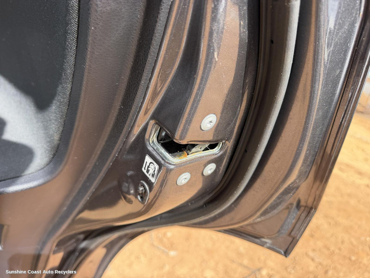 2012-2018 Toyota Rav4 Door Boot Gate Lock