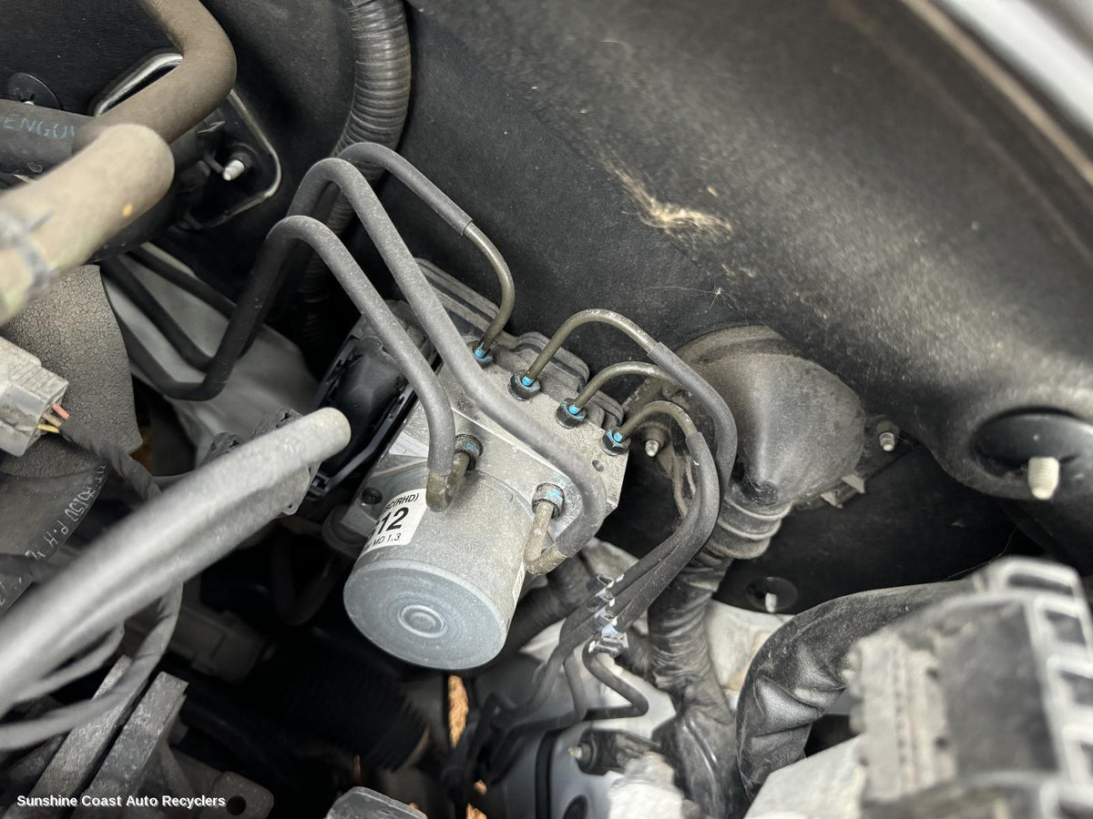 2011-2013 Hyundai Elantra Abs Pump Modulator